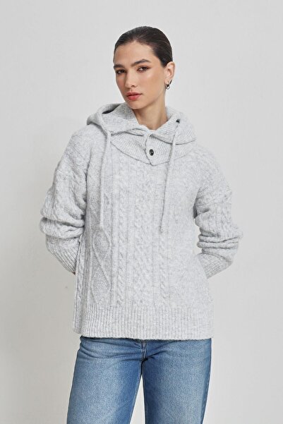 Setre Сива шапка с детайли от плетене