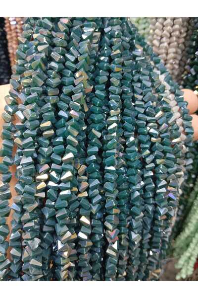 Ralp Moda 6 mm Crystal Pyramid Czech Crystal Beads 3 Strands Dark Emerald