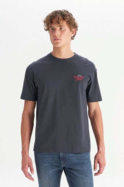 WRANGLER W7535920355 Antracit muški okrugla kragna opušteni grafički logo T-s...