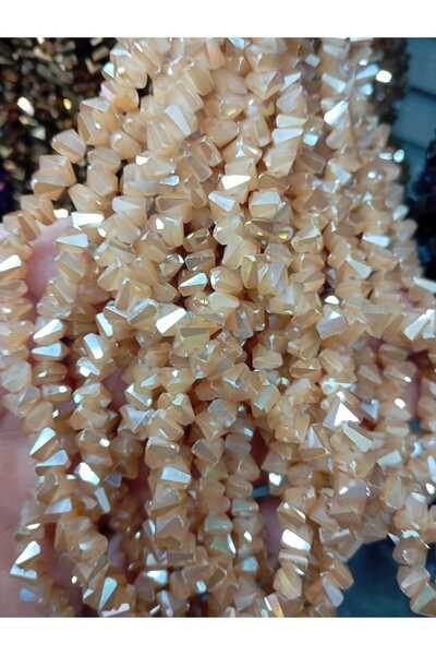 Ralp Moda 6 mm Crystal Pyramid Czech Crystal Beads 3 Strands Beige Cream
