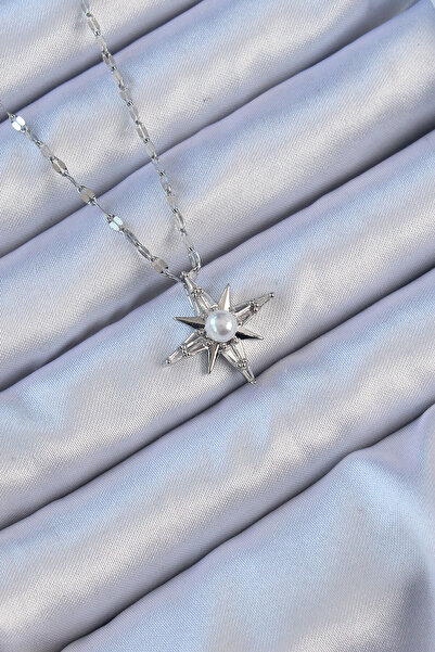 callerrons accessories سلسلة فضية اللون من نوع باجيت مرصّع بالأحجار مع تفاصيل...