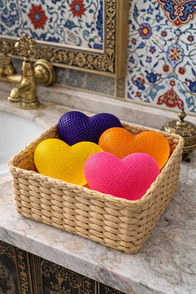 PEKPLUS 4-Piece Heart-Shaped Scented Handmade Molded Soap