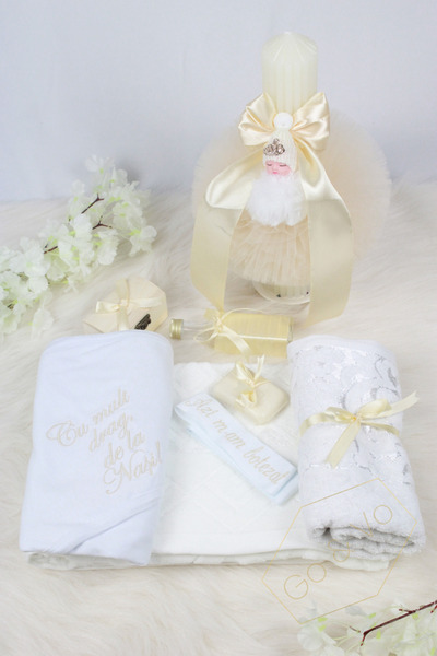 GoVo Kids Trusou botez cu lumanare, "Cu drag de la nasi" – Set complet botez,...