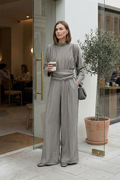 MODAQU Φόρμα Με τσέπες Toprak με λεπτομέρεια από ύφασμα φράουλας