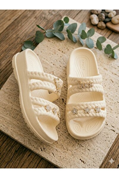 LastStep Zenne Buckle with Figure Slipper