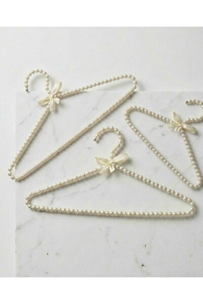 RivaBox Three elegant necklaces made of white pearl beads and decorated with ...