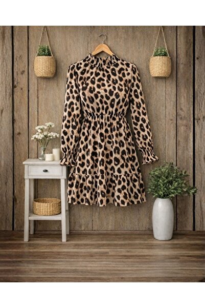 moda wanilia Kadın Balıkçı Yaka Leopar Desenli Modal Mini Elbise