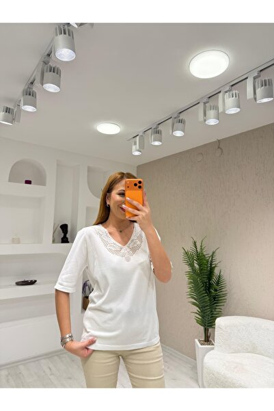 İrka Moda Yaka ve Sırt Detaylı Kısa Kol Bluz