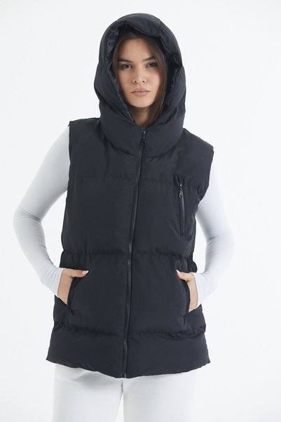 Space Fashion Women's Black Long Puffer Vest