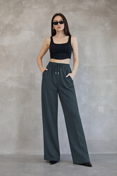 YAKAMEL Women's Crepe Fabric Flared Pants