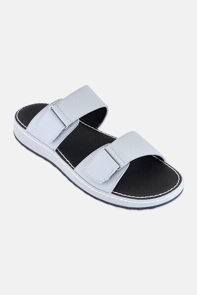 London Fog Men Slip On Arabic Sandals, Light Grey