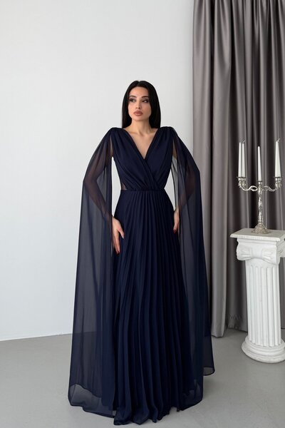 Serica Moda Lacivert Transparan Detaylı Pelerin Kollu Abiye Elbise