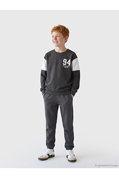 LC Waikiki Sweatshirt pentru băieți cu imprimeu Sparkly Choices Zero Roba Col...