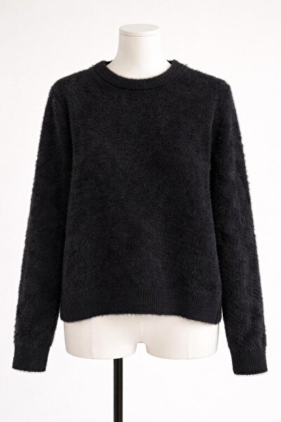 SBD Knitwear L Size Sweater Black Soft Texture Round Neck