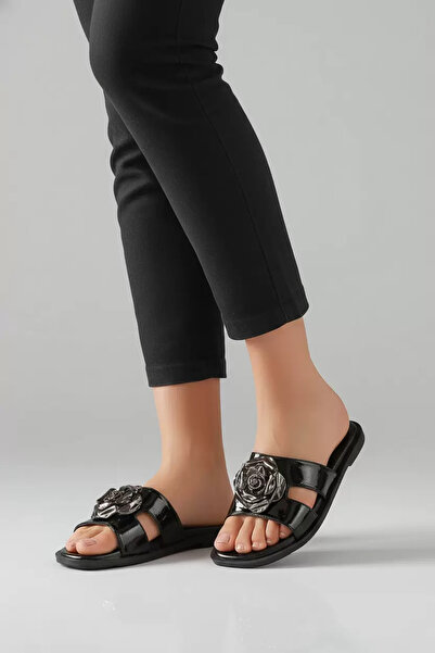 Alphus Vollex Flat Sole Buckled Stylish Women Slipper