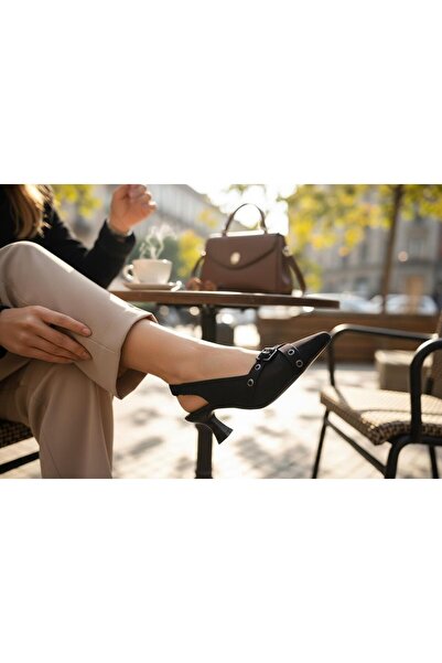 BAYRAMOĞLU KUNDURA Byk White Line Tri̇ko Zimba Detailled Goggle Heel Stylish ...