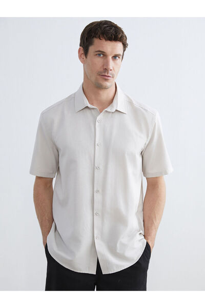 LC Waikiki Ανδρικό πουκάμισο Oxford σε μπεζ χρώμα και κανονική εφαρμογή από τ...