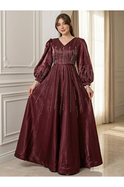 Nice Model Elegant Sheen Taffeta Satin Puffed Sleeve Gown With Vertical Beads...