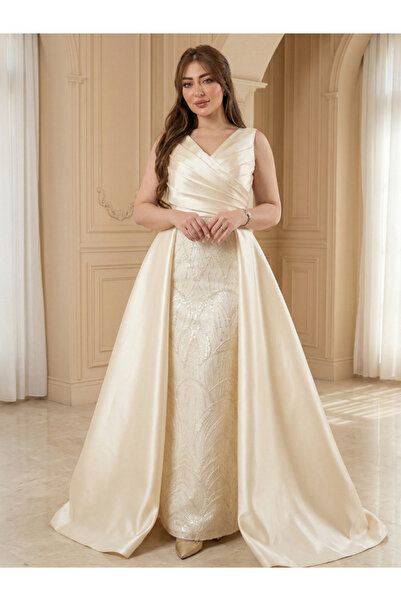 TREN Classy Sleeveless Taffeta Formal Dress Featuring A Stunning Long Train F...