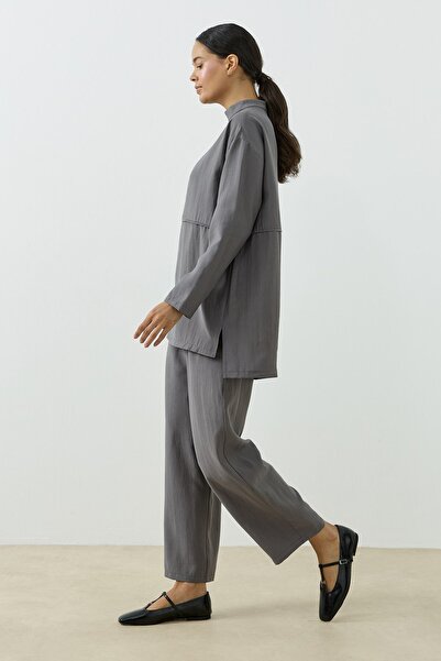 QANU Zarel Suit Gray