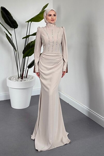 MERVEN AKYÜZ Shabira Taşlı Krep Balık Abiye Taş