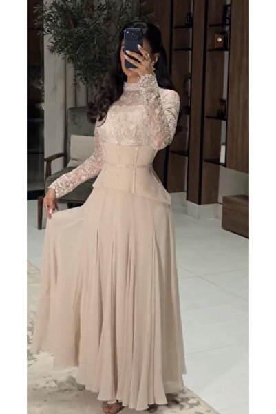 Hullm Store Lara's dress