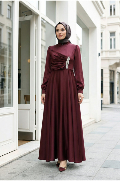 MODAQU Μακρύ Σατέν Φόρεμα με Πέτρινες Λεπτομέρειες - Βουργουνδία