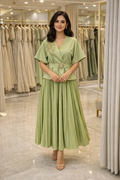 Verona فستان ميدي أنثوي بطبقتين مع حزام وإكسسوار راقي – ترند 2026