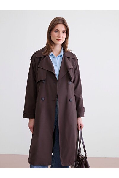 LC Waikiki جاكيت نسائي بحزام على شكل طوق وياقة