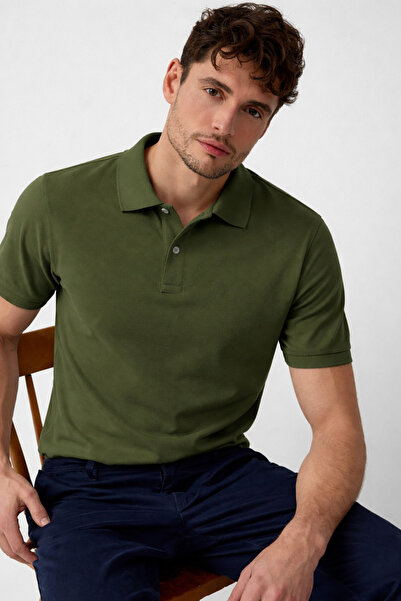 COMBİNE MİCHAİL Ανδρικό μπλουζάκι με λαιμόκοψη πόλο σε χαλαρή γραμμή, χακί χρώμα