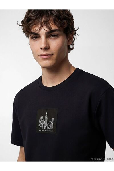 LC Waikiki تي شيرت رجالي كبير الحجم برقبة دائرية من نيويورك مطبوع