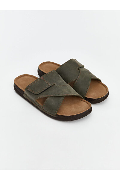 LC Waikiki شبشب رجالي من Özmarka للموسم الجديد بشريط متقاطع وشريط فيلكرو