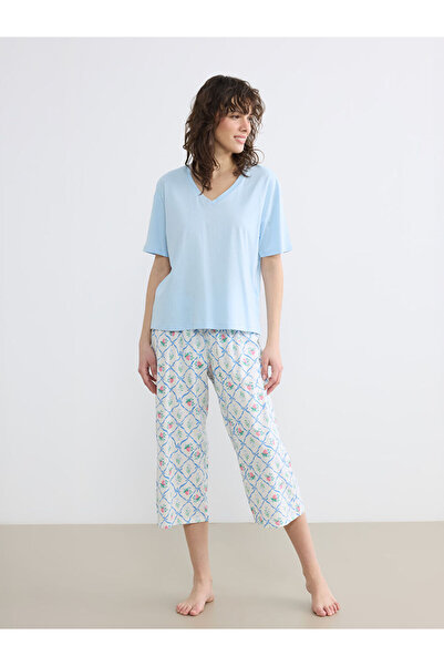 LC Waikiki V-Neck Patterned Women's Capri Pajama Set
