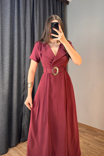 Sorridi Belted Long Dress with Gold Accessories