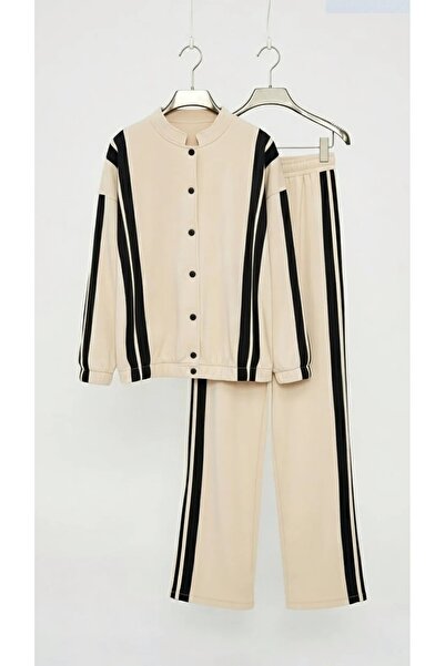 Ay طقم رياضي فائق للفتيات موديل UZUN بقصة قصيرة