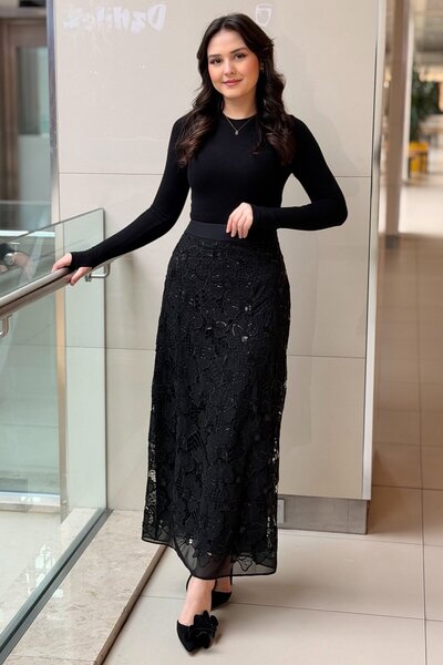 FUAT GÜRSEN Fuat Gürşen Pul Boncuk İşli Güpür Detaylı Etek