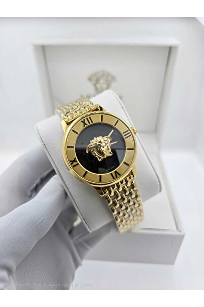 VERSA A men's watch featuring a luxurious design with a stainless steel brace...