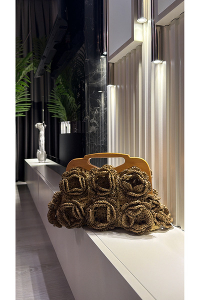 WOMANBAG EL YAPIMI AHŞAP BURSLU RAFYA GÜL MOTİFLİ EL ÇANTASI
