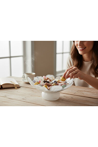 Generic A distinctive and elegant glass serving dish for desserts or fruits w...