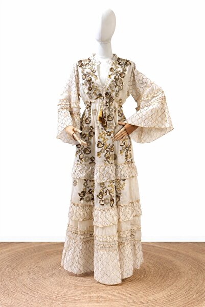 Feya Studio Boho chic dress with appliqués and embroidery made of Organic Cotton