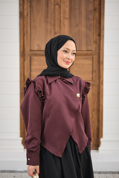 LOCCO Γυναικείο πουκάμισο με λεπτομέρεια καρφίτσας στον ώμο Με σούρες Δαμασκηνί