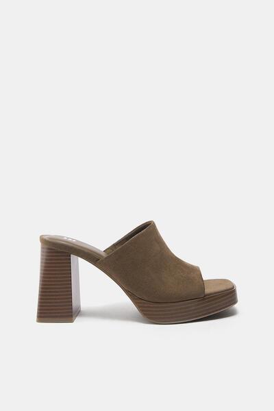 Pull & Bear Ahşap topuklu sabo