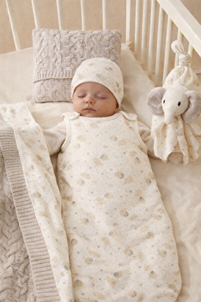 Naka Concept مجموعة ملابس نوم للأطفال من ليتل دريمز