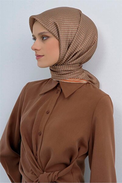 Armine 2026 Yaz Sezonu Geometrik Desen Tivil İpek Eşarp