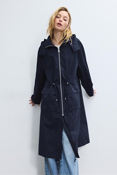 Stradivarius Uzun akıcı parka