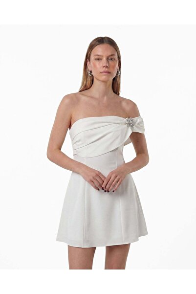 Magdarel Hathor White Dress