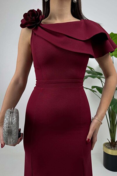 zenne Omuz Fırfırlı Gül Detaylı Uzun Elbise Bordo