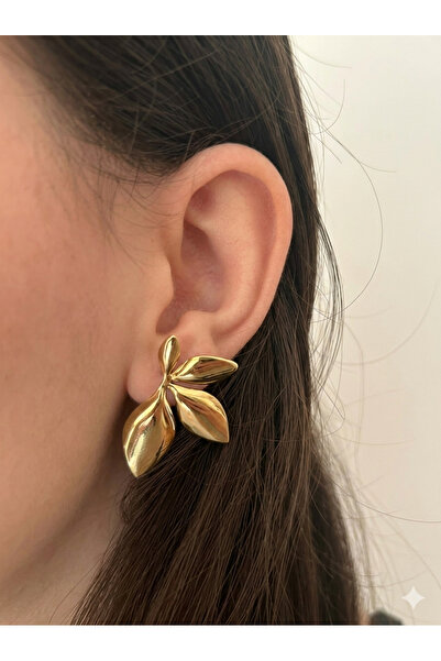 stravis Gold Color Leaf Earrings