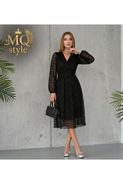 MQ The midi dress made of luxurious lace from Style – the epitome of overwhel...