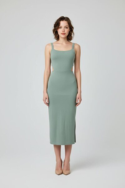 SUGULL Sırt Dekolteli İçi Komple Astarlı Uzun Elbise